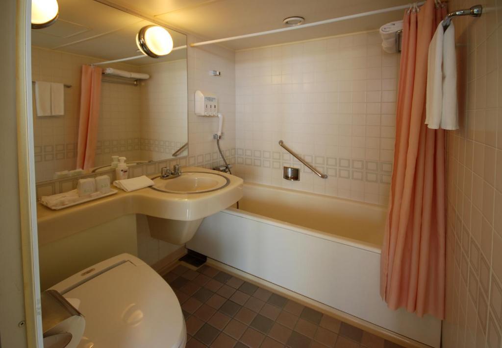 Nagasaki International Hotel Omura Экстерьер фото