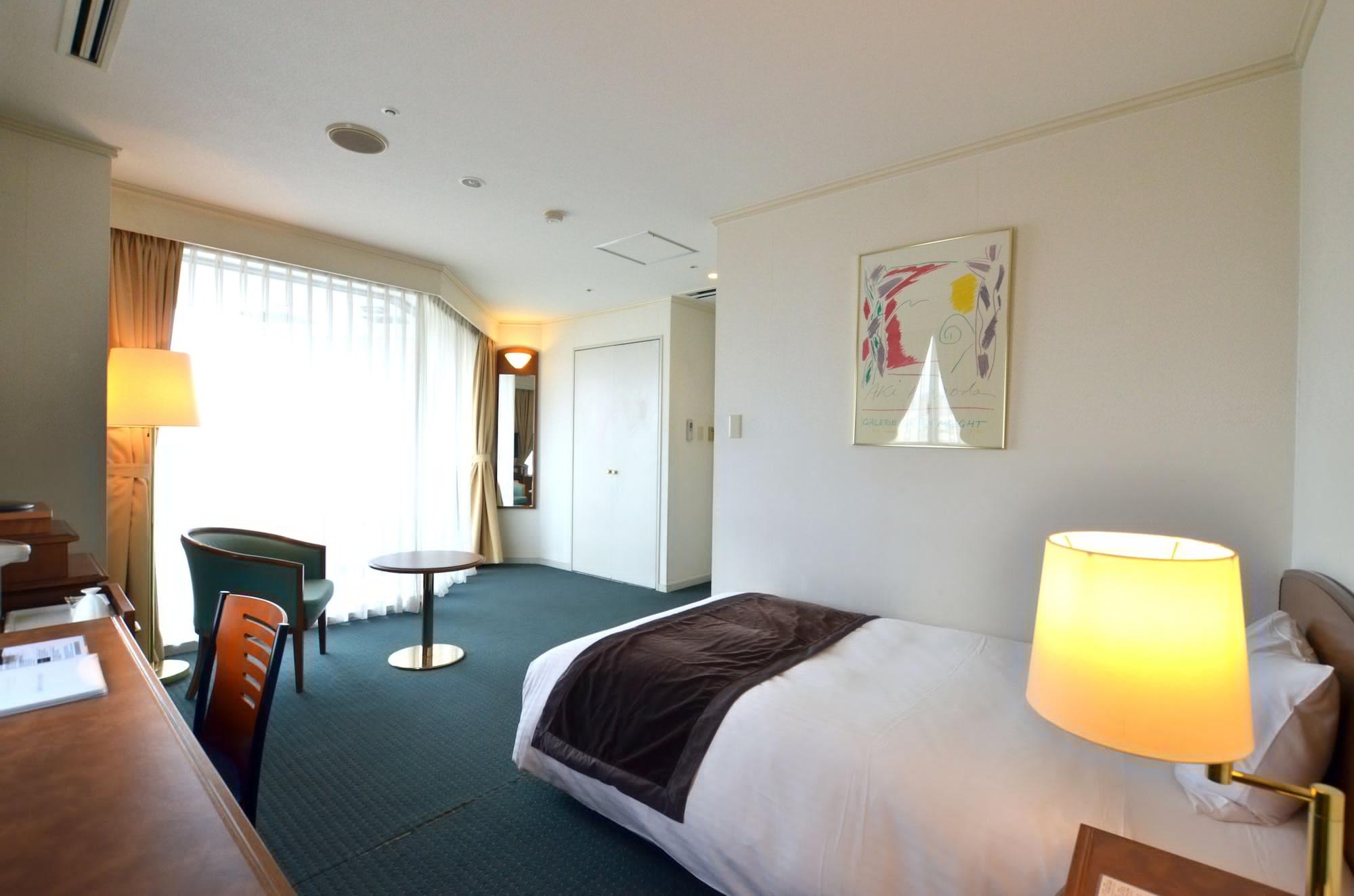 Nagasaki International Hotel Omura Экстерьер фото