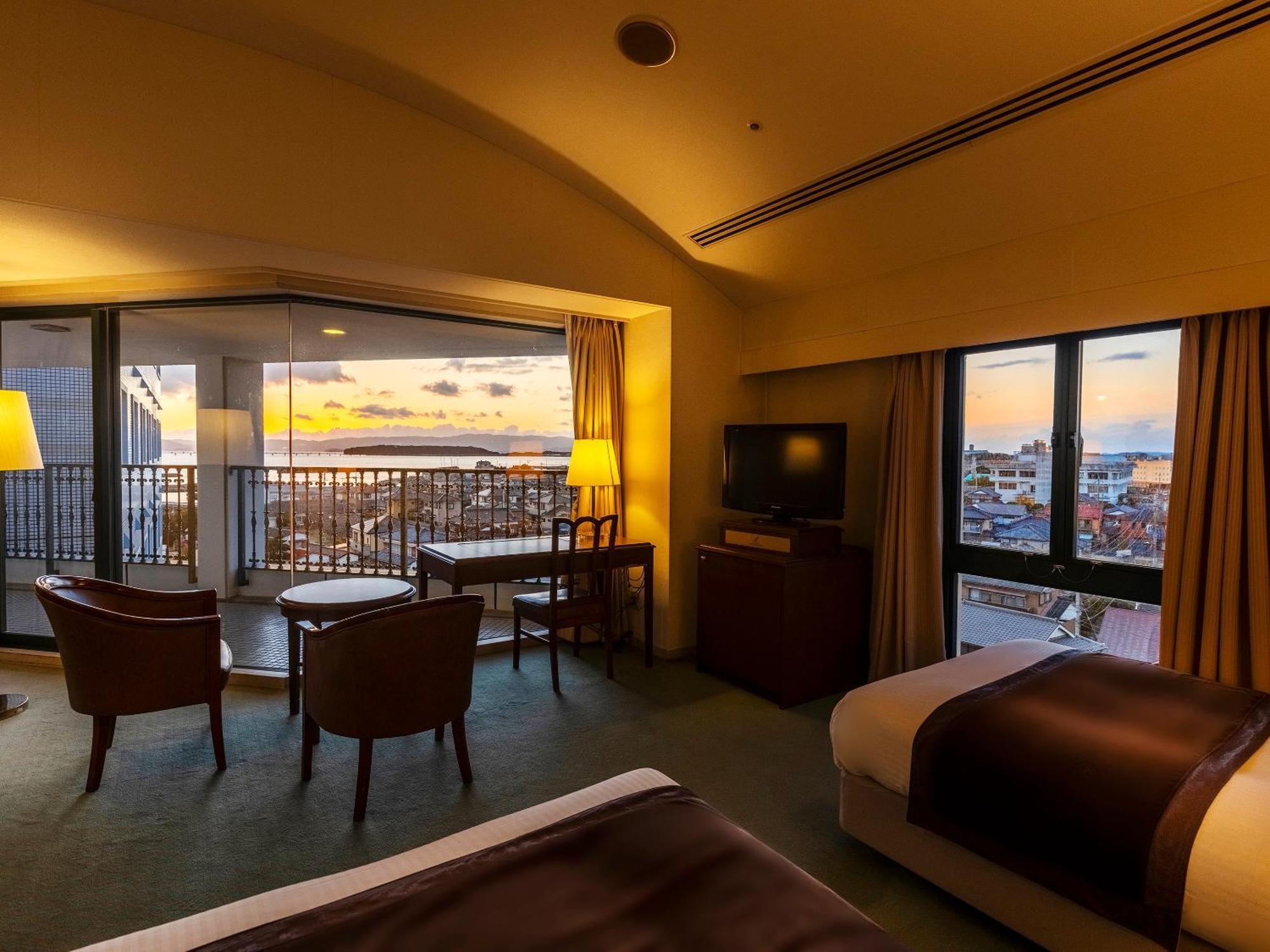 Nagasaki International Hotel Omura Экстерьер фото