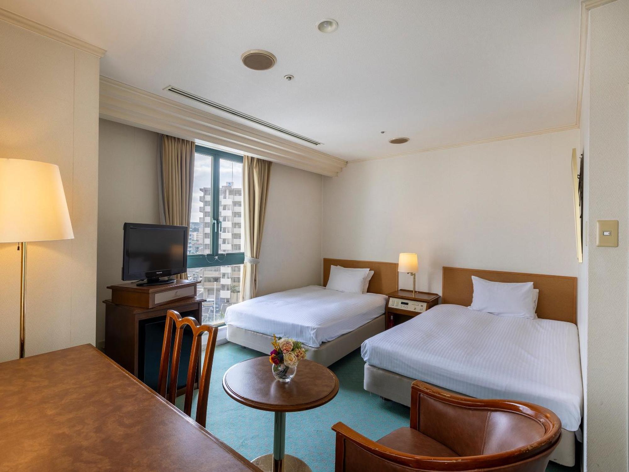 Nagasaki International Hotel Omura Экстерьер фото