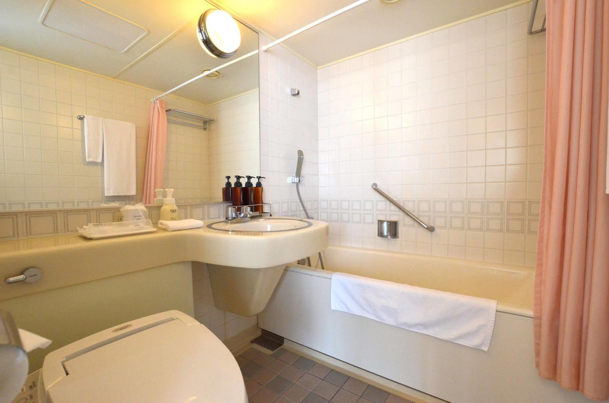 Nagasaki International Hotel Omura Экстерьер фото
